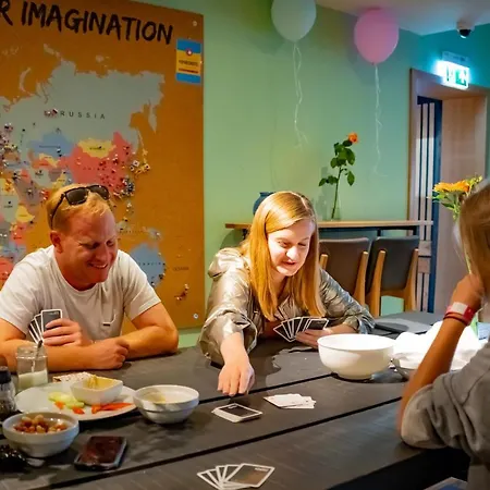 스파크 호스텔 *