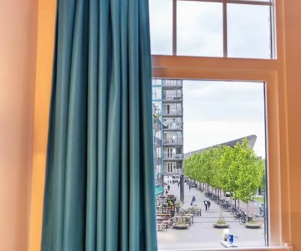 スパークス ホステル *