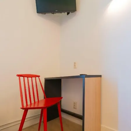 Sparks Hostal *